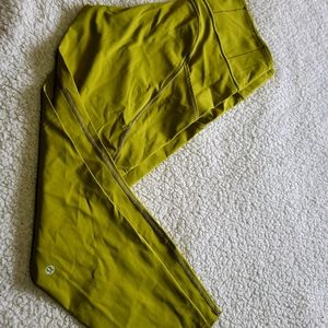 Lululemon size 12 legging/ Neon Yellow